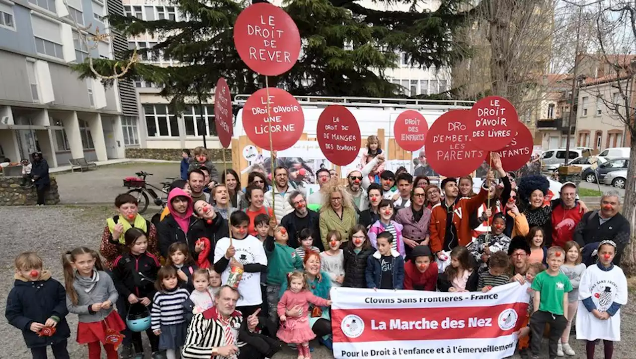 Toulouse : La marche des Nez sans Frontières pour le Droit à l'enfance