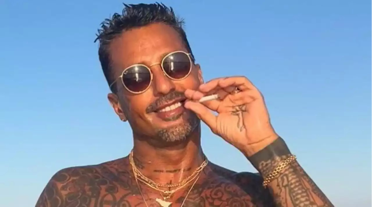 Fabrizio Corona e il sesso con gli uomini: 'Gli assaggi io li ho dati a chiunque'