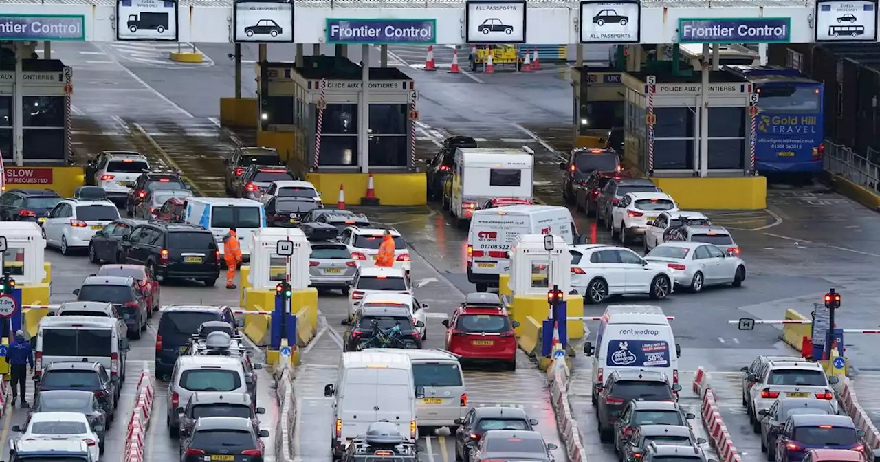 Dover ferry passengers warned of 'significant delays'