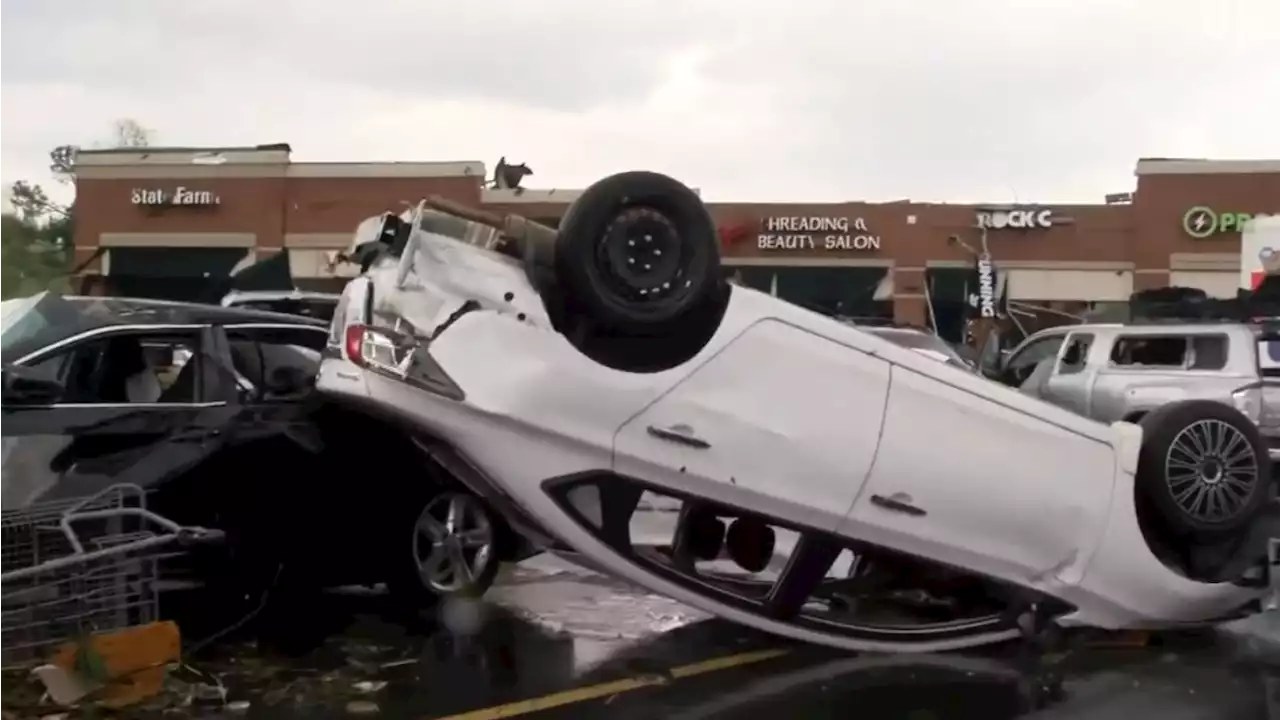 Tornadoes Spawned by Huge System Pulverize Homes; 3 Dead