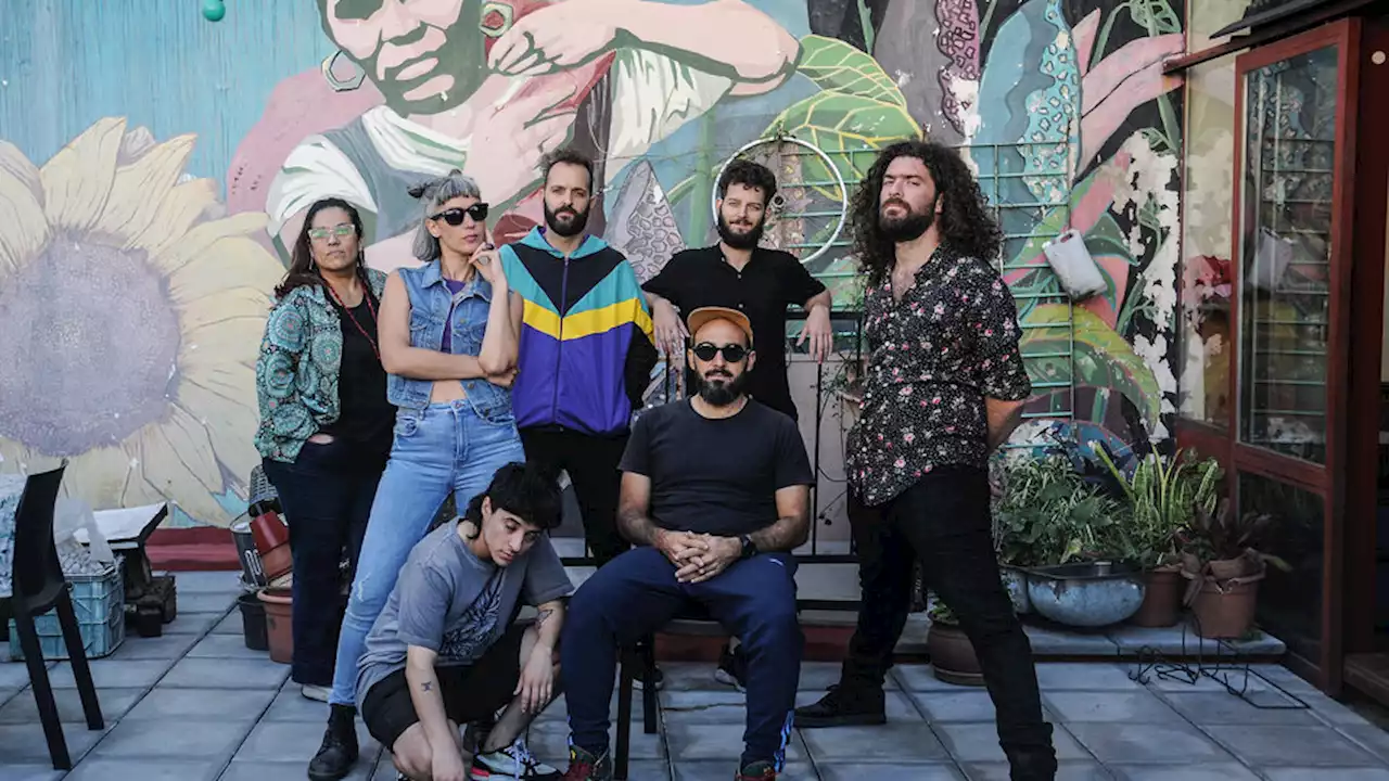 Duratierra adelantará su próximo disco en el Konex | La banda liderada por Micaela Vita y Juan Saraco tocará el domingo 2