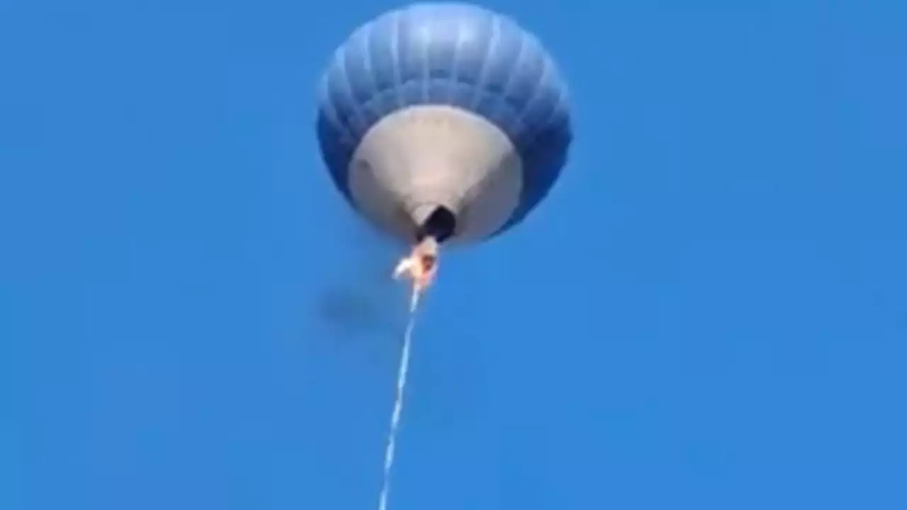 Se incendia un globo aerostático en Teotihuacán; reportan dos muertos (Video)