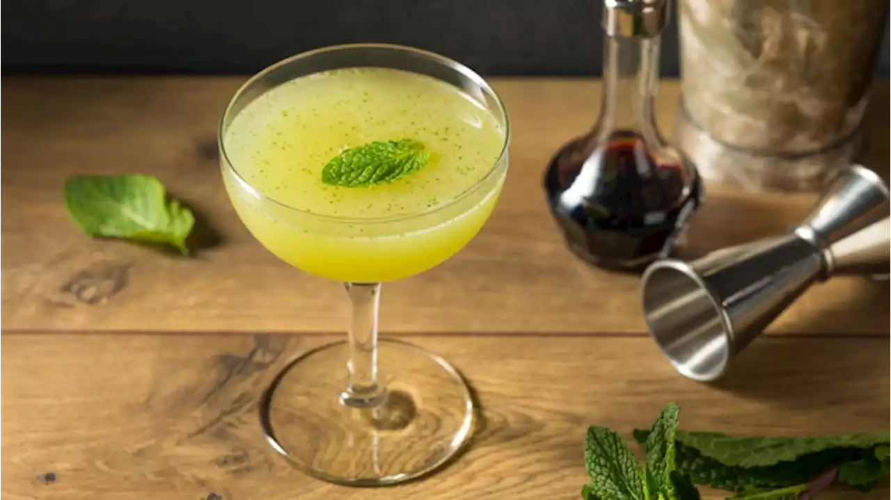 How to Make a Southside, the Gin and Mint Cocktail That’s Snappy and Refreshing