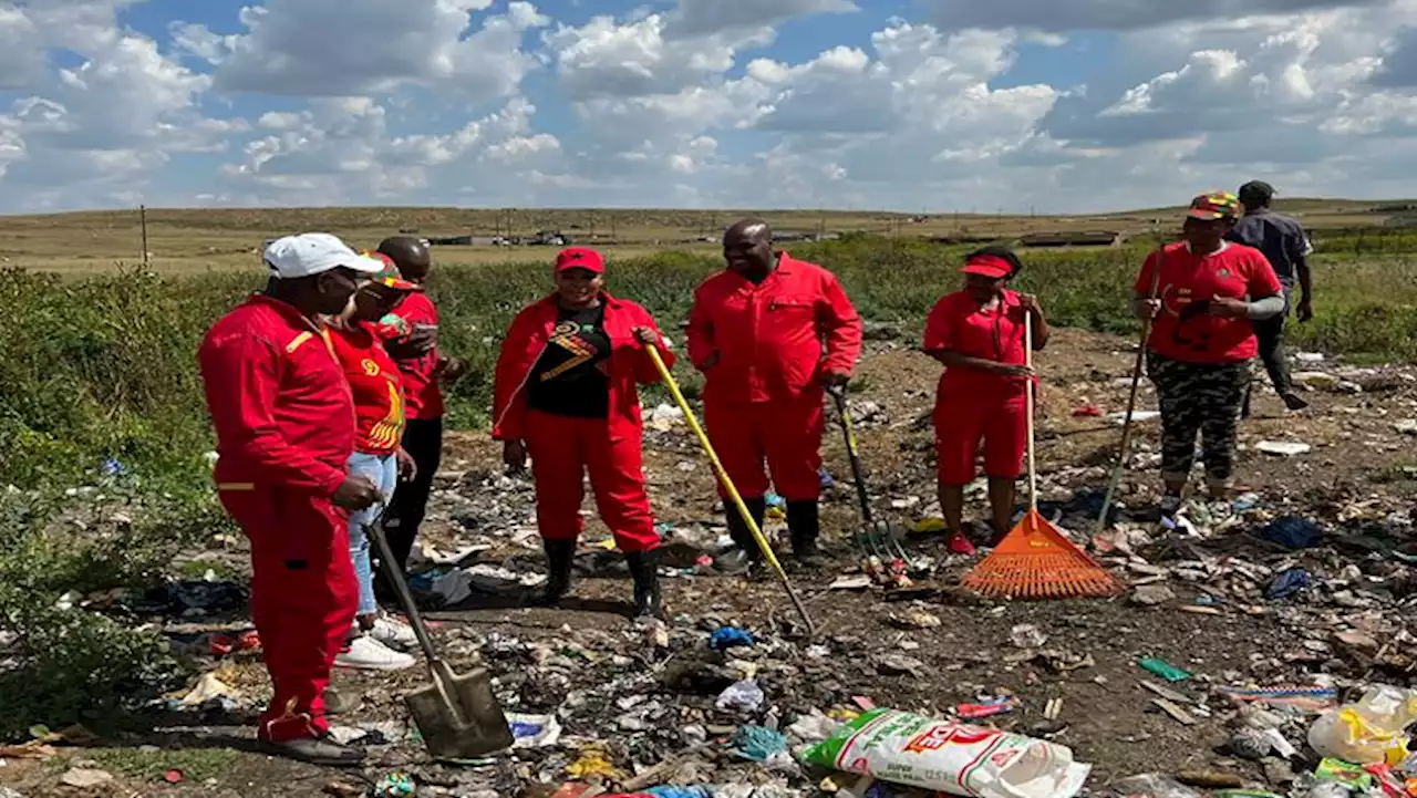 Malema takes Andries Tatane clean-up campaign to Limpopo - SABC News