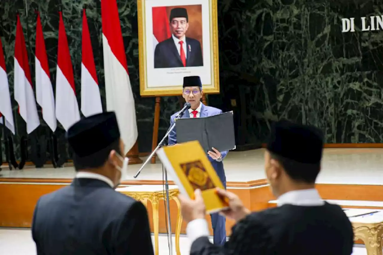 Wujudkan Good Governance, Heru Budi Lantik 5 Pejabat Tinggi Pratama di Pemprov DKI