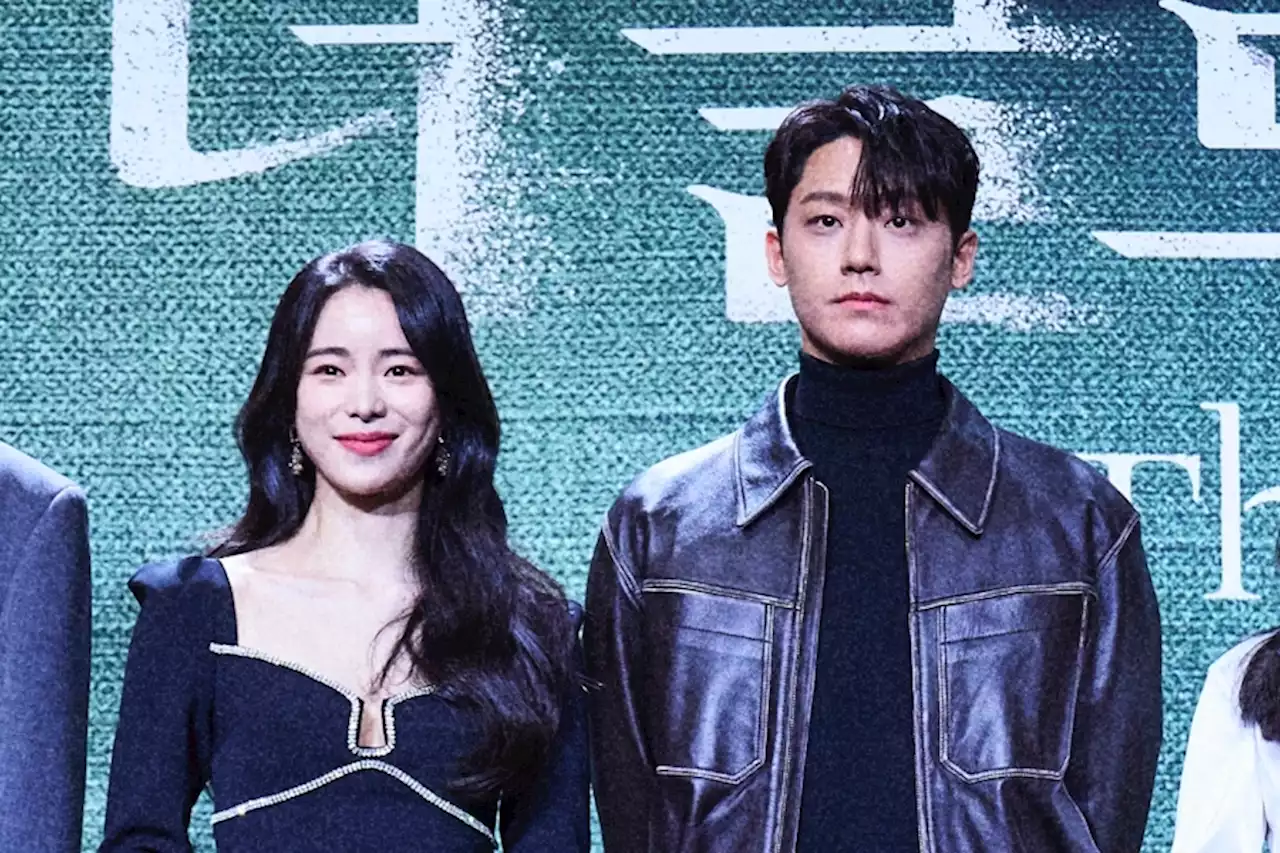 Breaking: “The Glory” Co-Stars Lee Do Hyun And Lim Ji Yeon Confirm They’re Dating