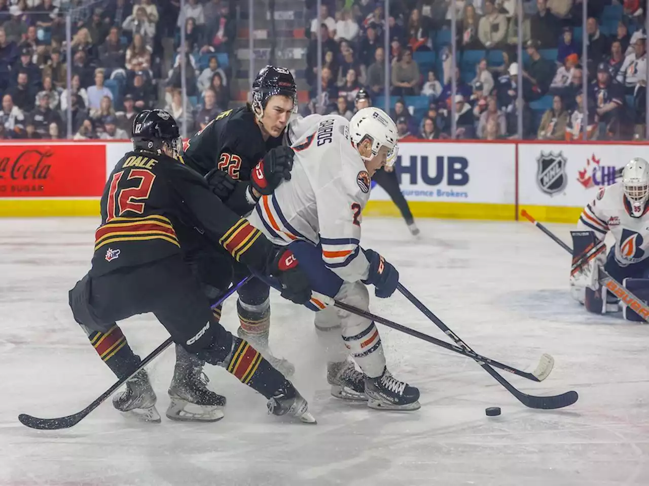 Kamloops Blazers wallop Vancouver Giants 8-0 to open up WHL playoffs