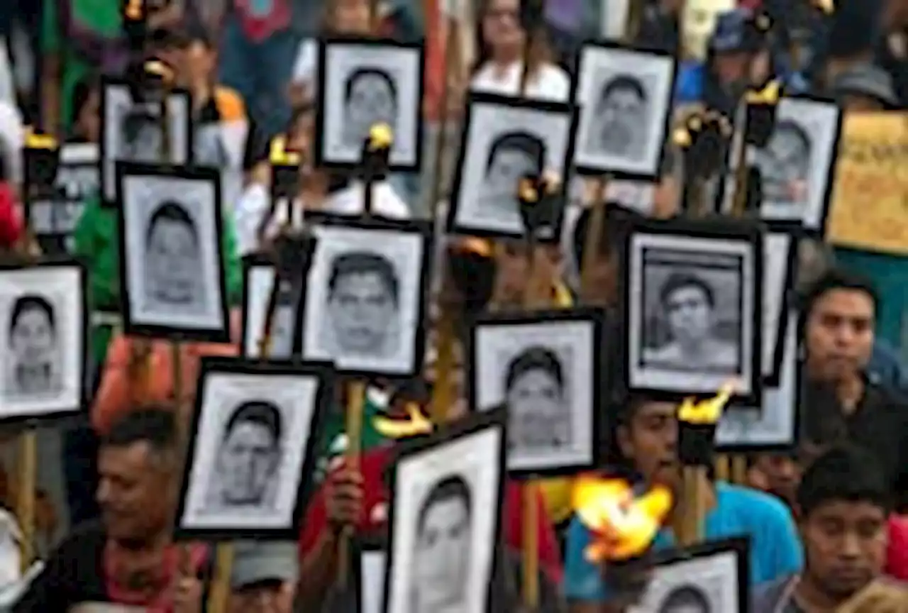 Mexican military accused of hindering probe of 43 missing students