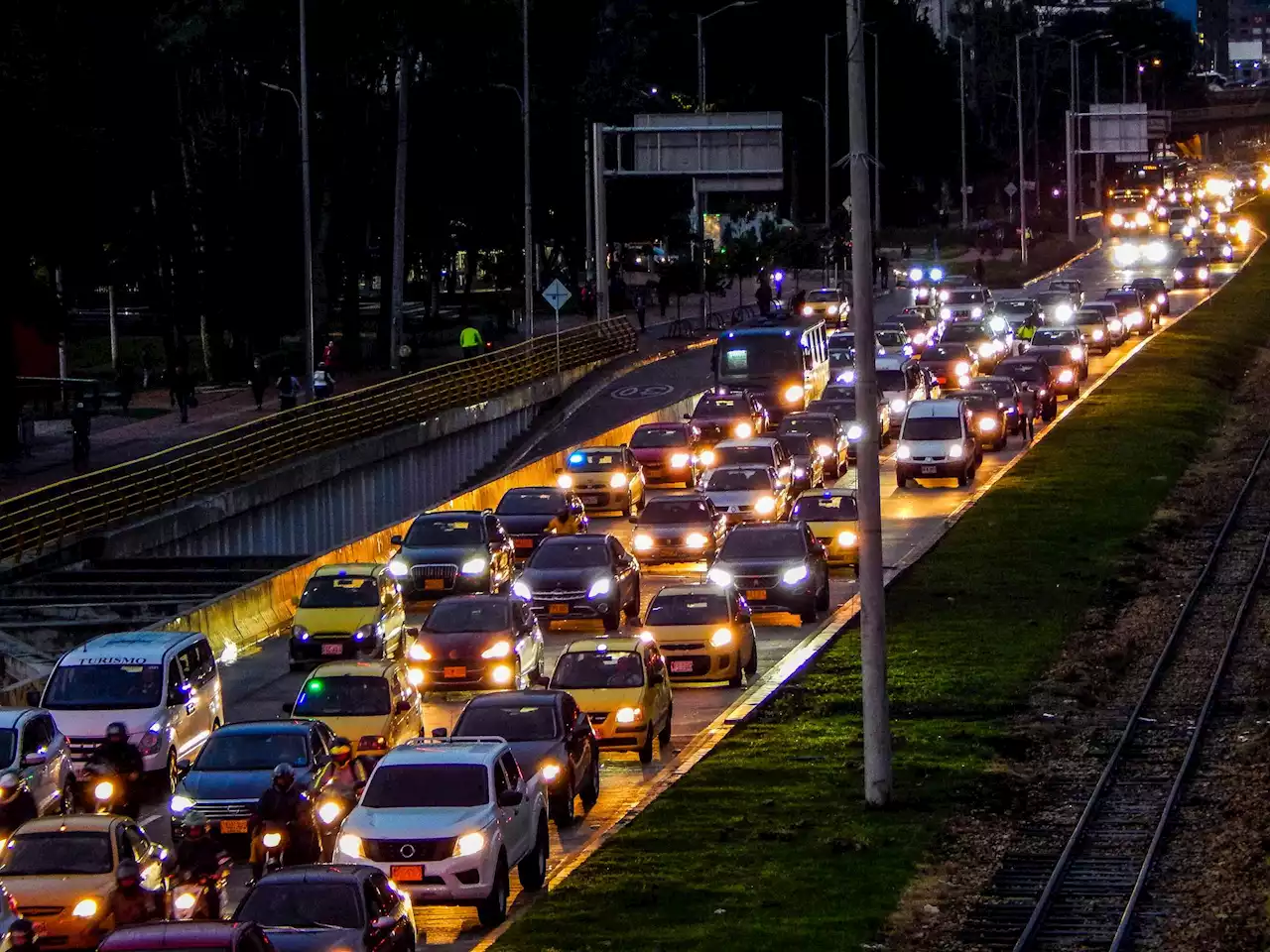 Pico y placa: Así será la restricción de carros este 1 y 2 de abril en Bogotá