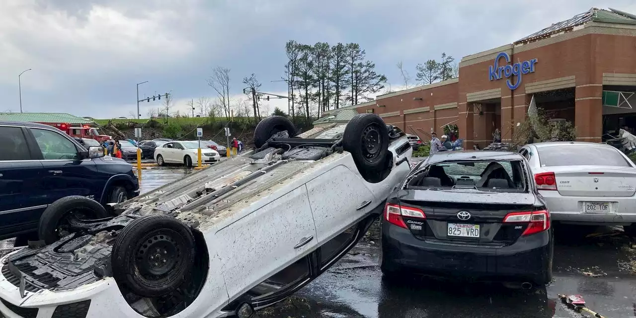 Large Tornado Hits Little Rock, Ark., as Central U.S. Braces for Severe Weather