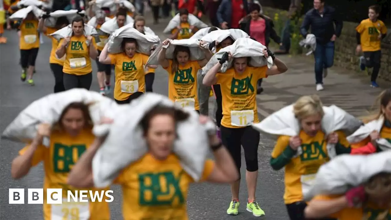 Gawthorpe coal carrying race marks 60th anniversary