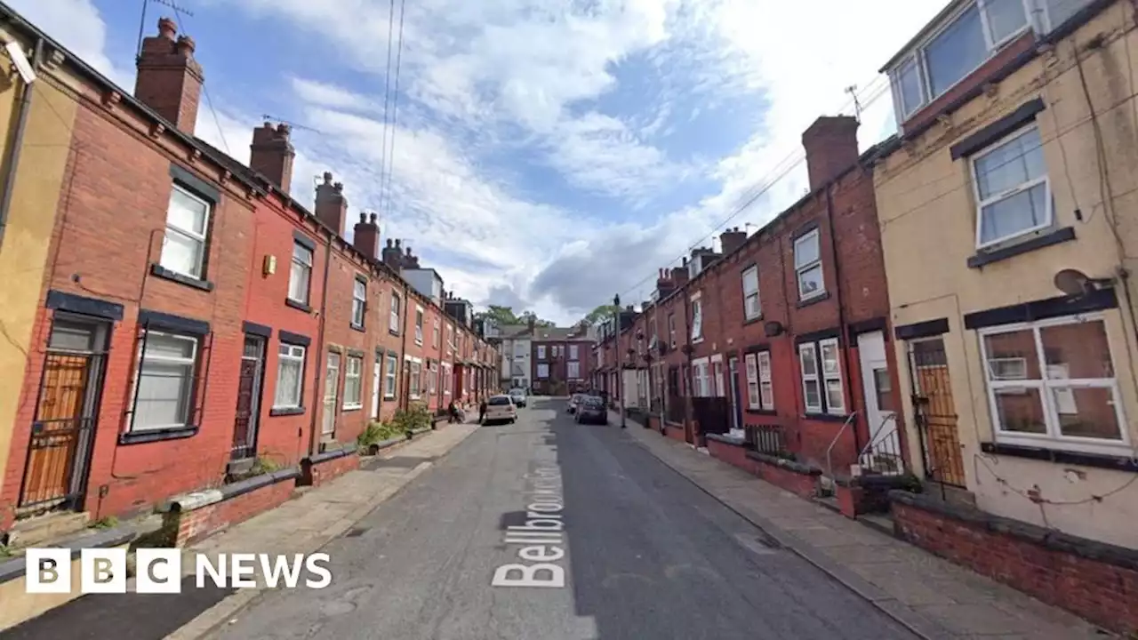 Harehills stabbing: Man wounded in attack by armed group