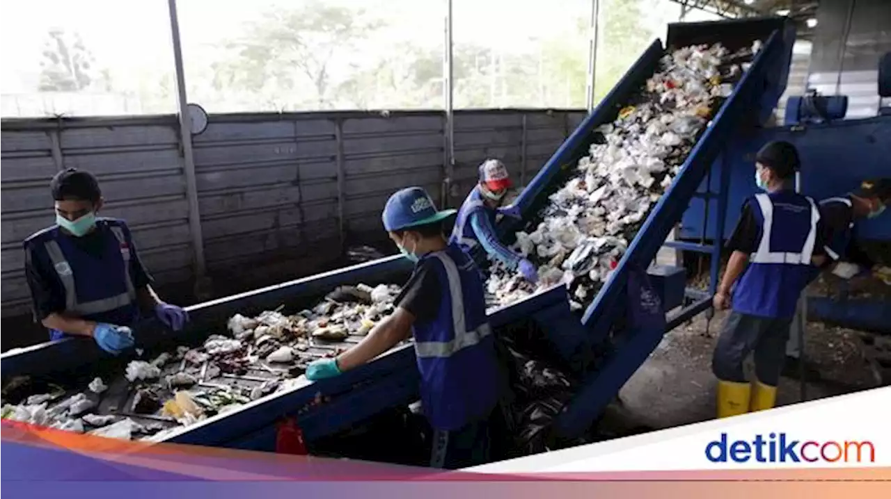 BNI-PUPR Keroyokan Bikin Bank Sampah di IKN