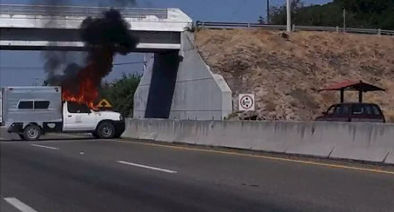 Reportan enfrentamientos y bloqueos en carreteras de Nayarit | El Universal