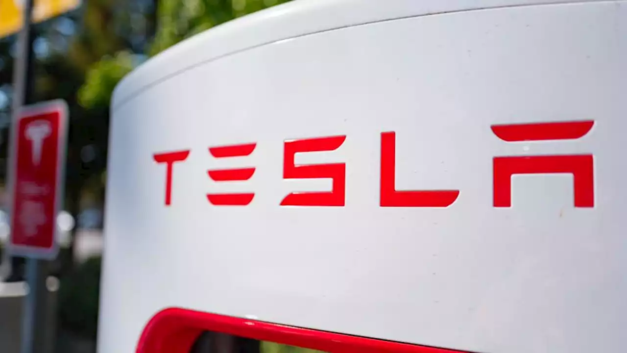 Tesla Opening Battery ‘Megafactory’ In China