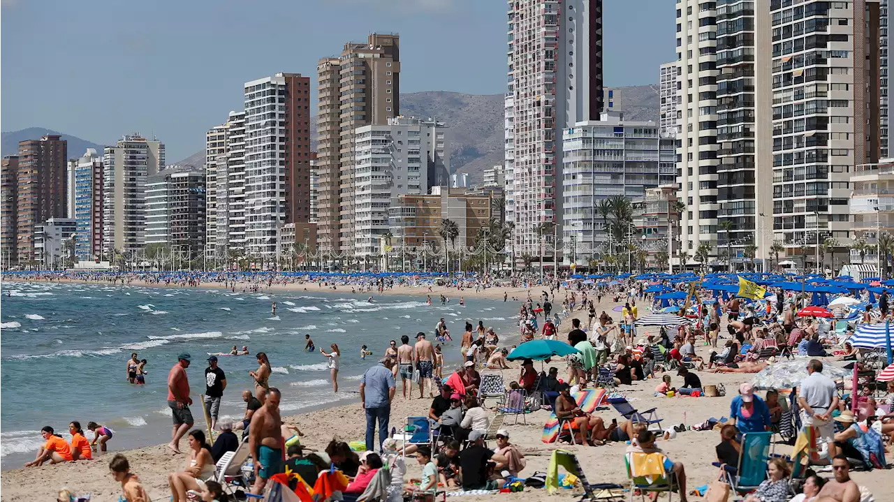 El calor va a repuntar con hasta 35 grados, pero vuelve la lluvia a España