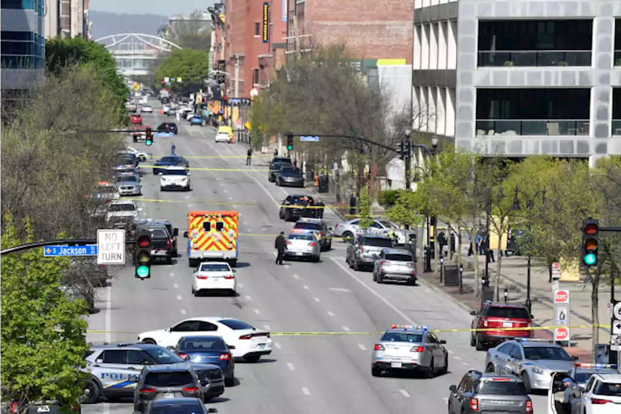 Police: 4 killed in shooting at downtown Louisville building