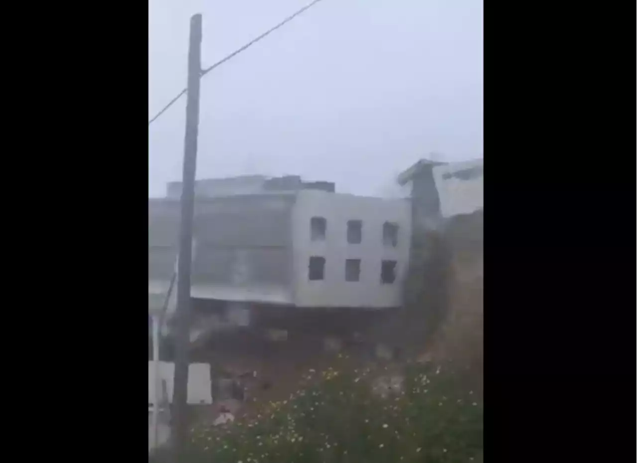 Se desploma segundo edificio de departamentos en ladera de Tijuana