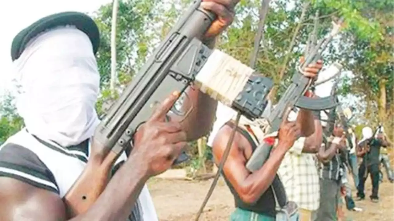 JUST-IN: Gunmen Kill Policeman, Injure Others In Lagos