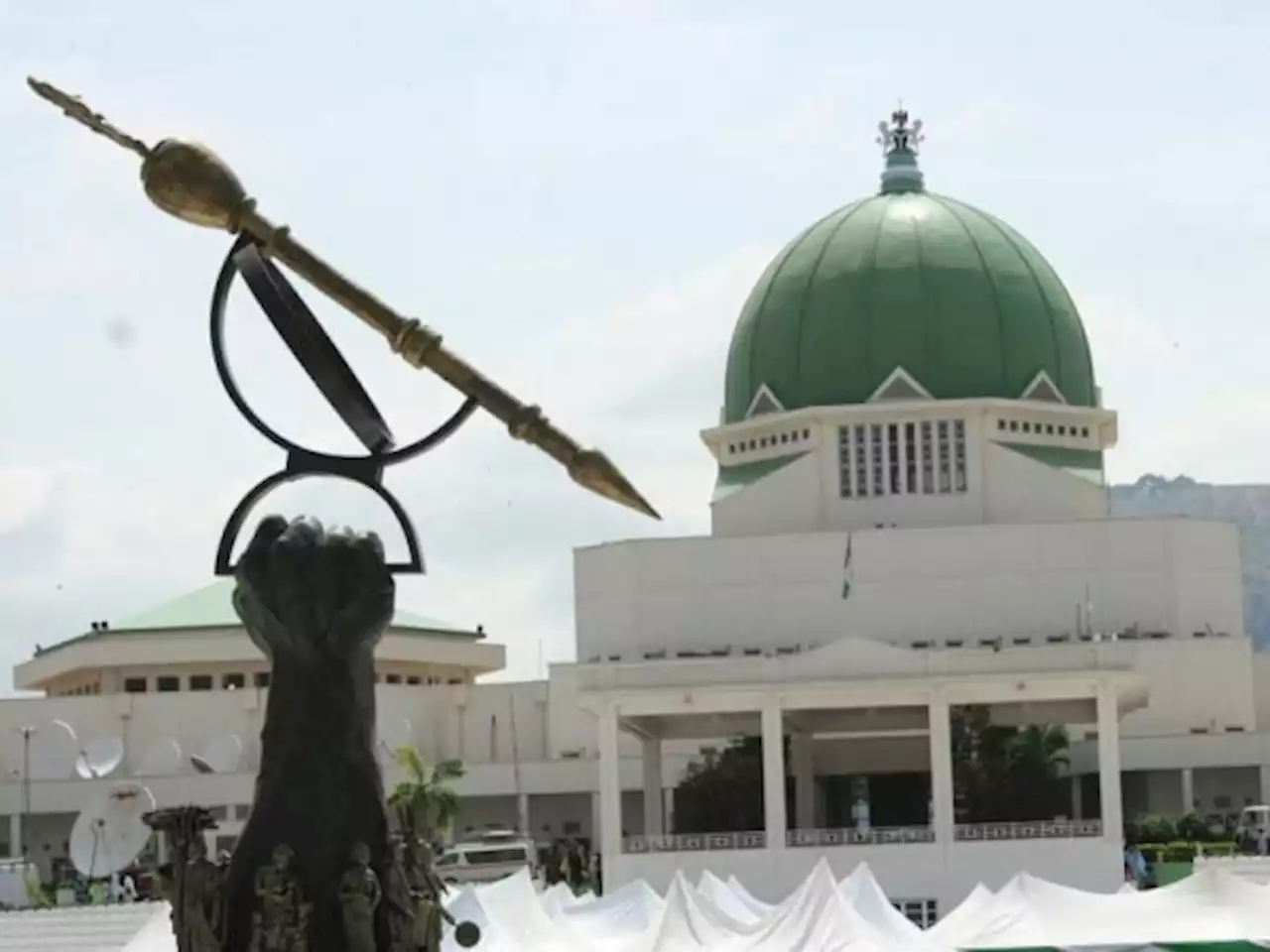 APC vice chair opposes Muslim Senate president