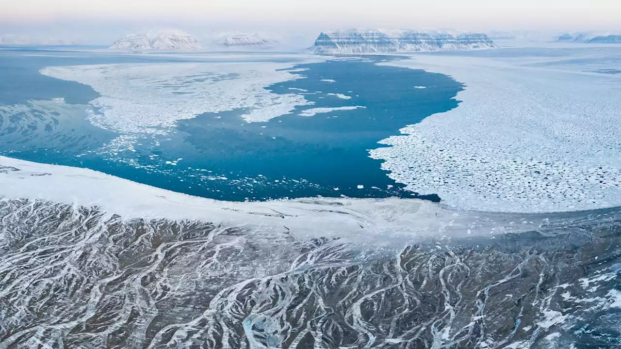 See what a year looks like in Svalbard, Norway, the fastest-warming place on Earth