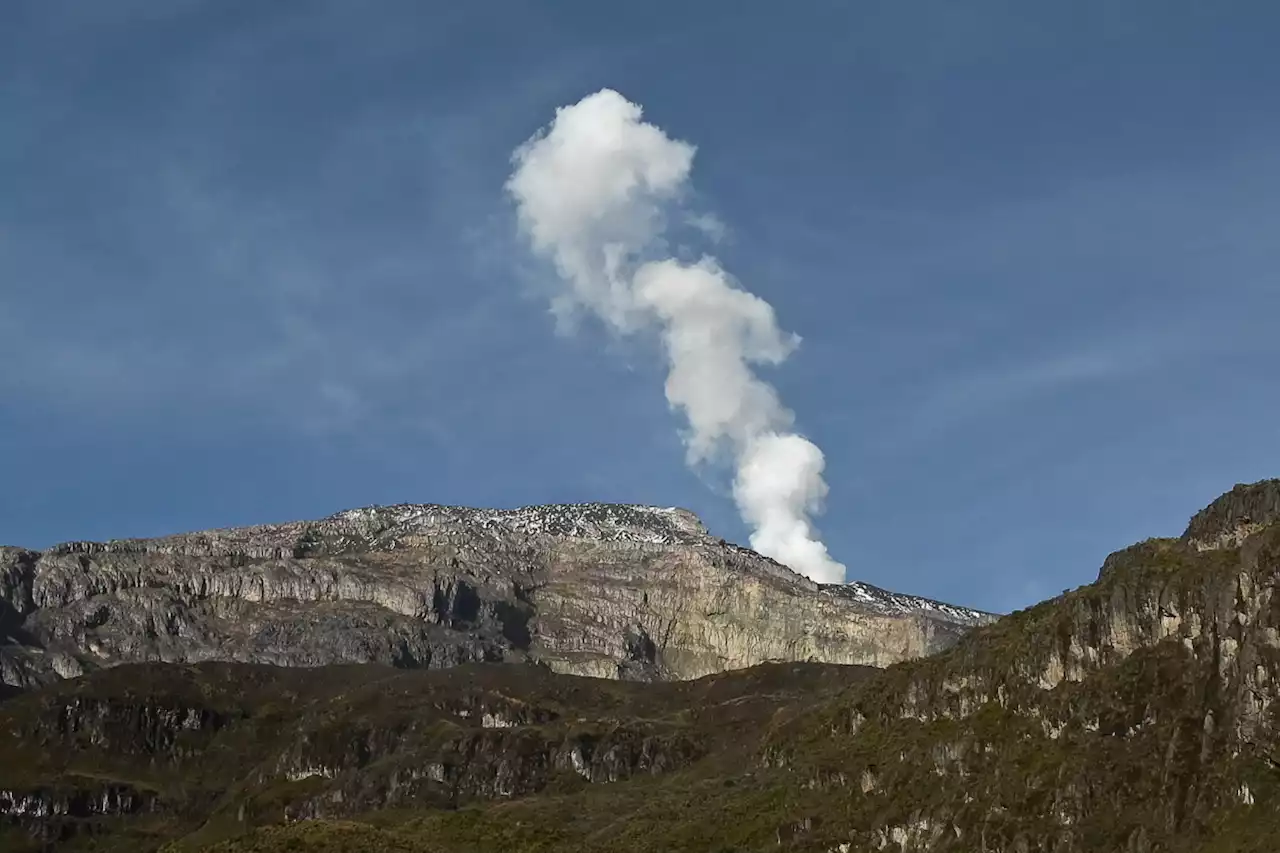 Actividad del volcán Nevado del Ruiz continúa inestable y la sismicidad volvió a activarse - Pulzo