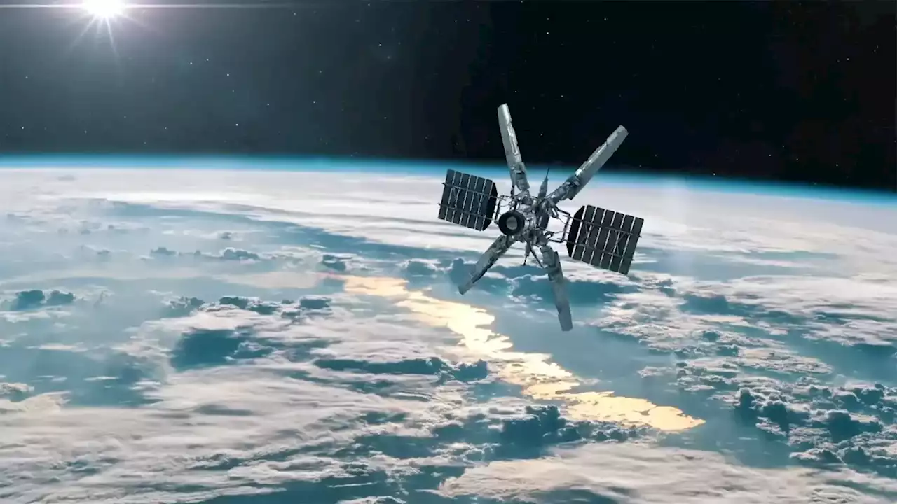 We Asked a NASA Technologist: What Happens to Old Satellites?