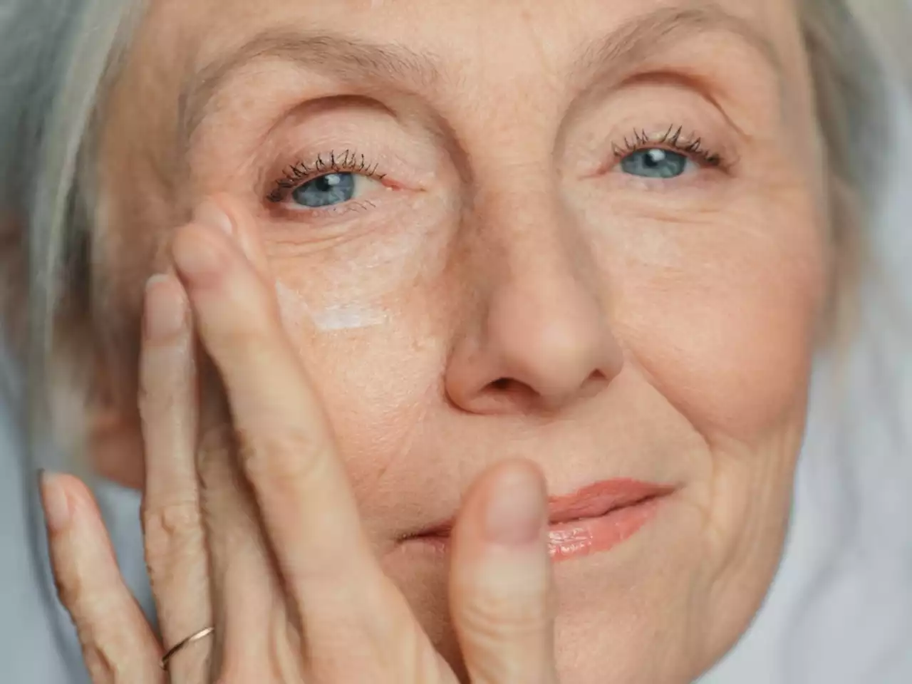 Shoppers in Their 70s Say This $17 ‘Fountain of Youth Cream’ With Over 113,000 Reviews Is ‘Magical’ for Minimizing Wrinkles