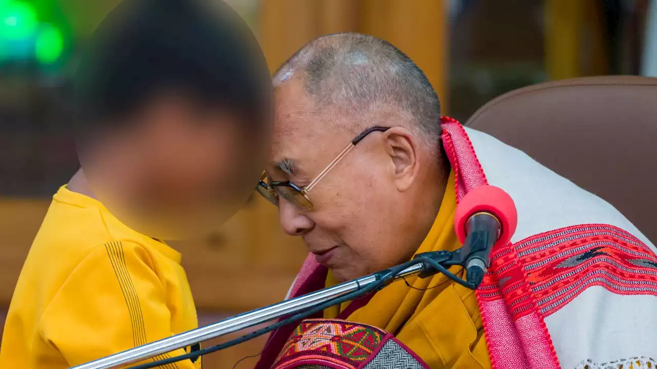 Dalai Lama apologises after asking young boy to 'suck my tongue'