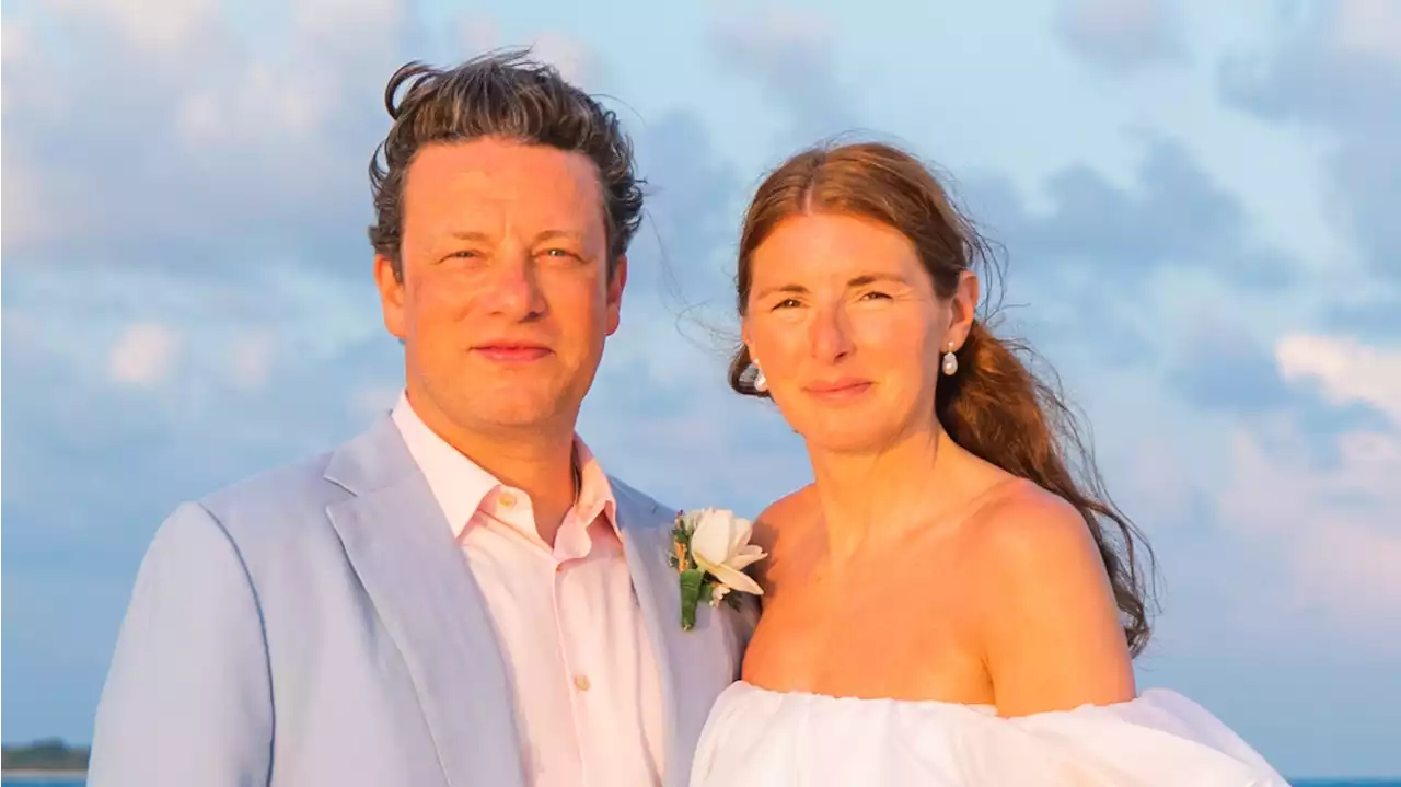 Inside Jamie Oliver's surprise second wedding to wife Jools in the Maldives