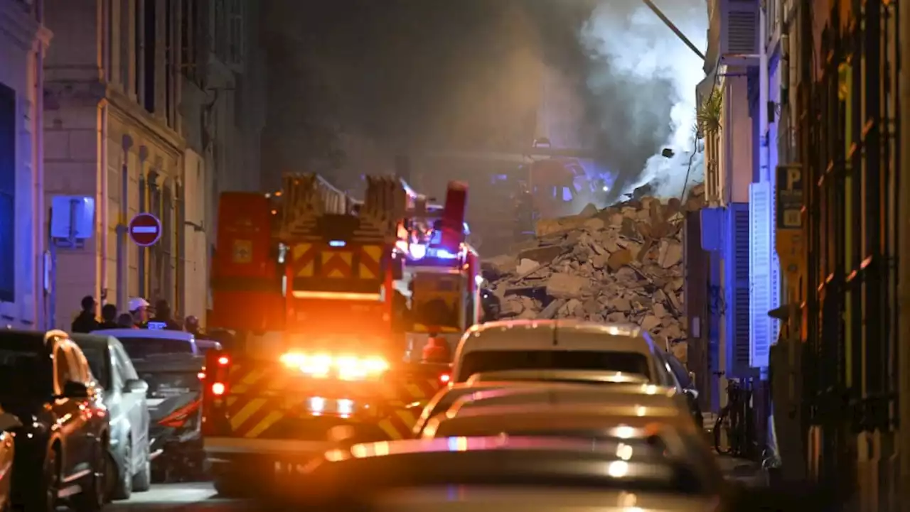 Eight missing after French building collapse