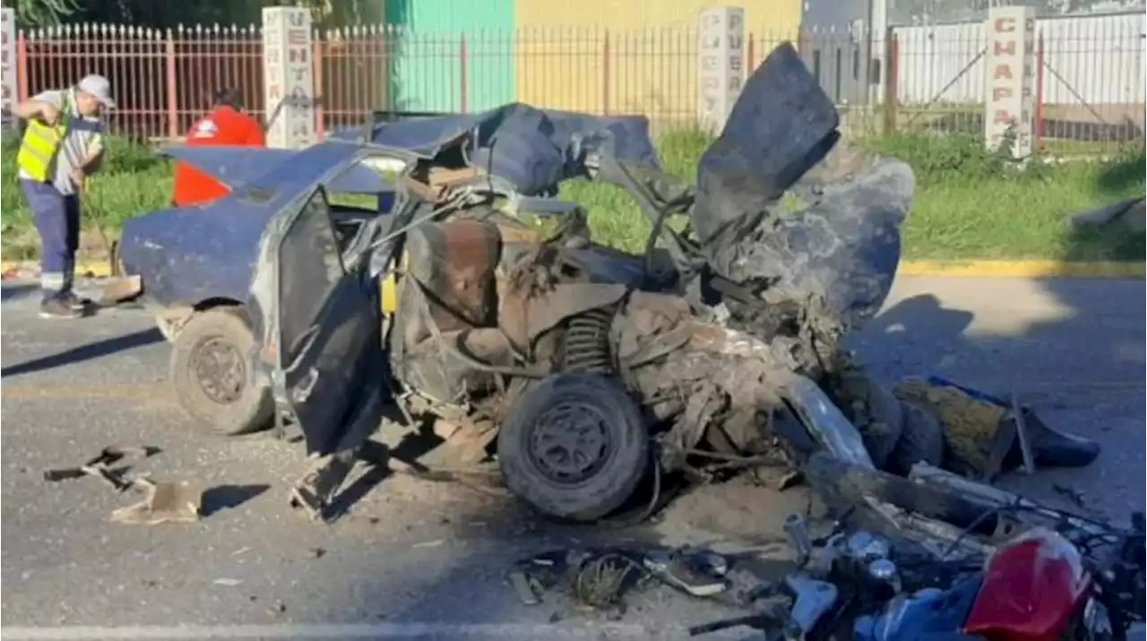 Córdoba: un hombre murió luego de que su auto chocara de frente contra un colectivo en plena avenida