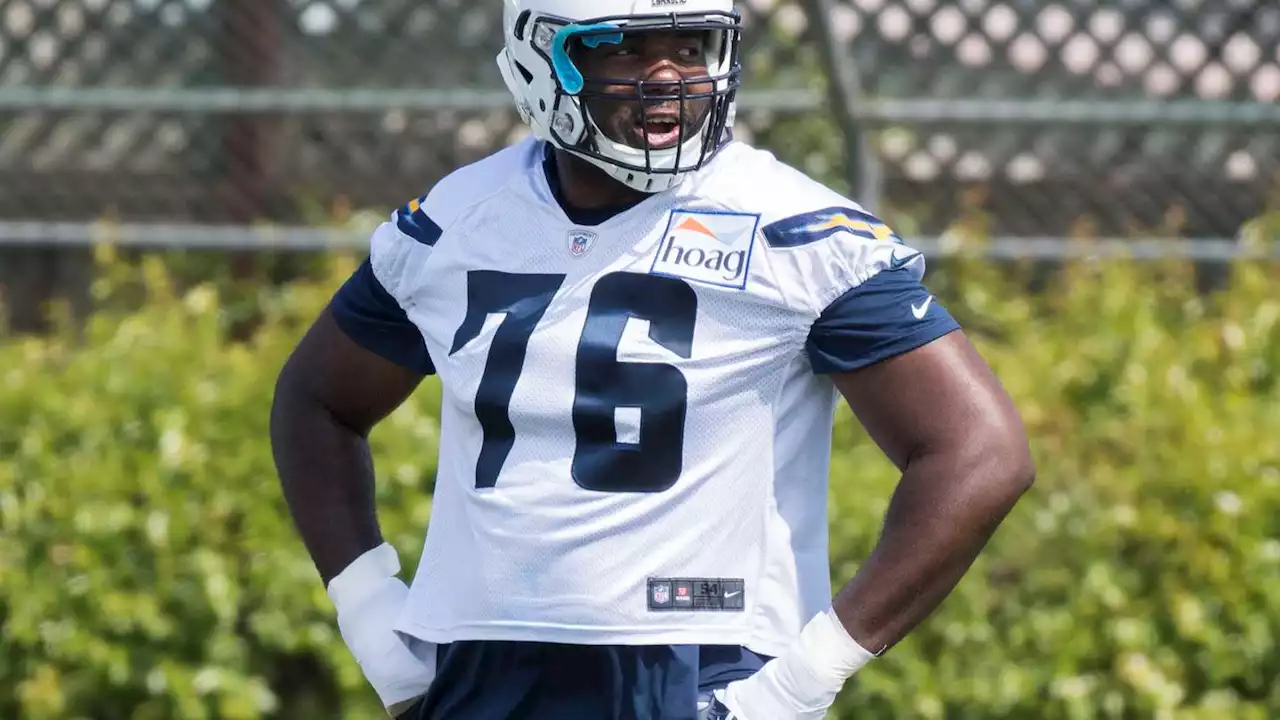 Ex-NFL lineman Russell Okung shows off dramatic weight loss since retirement