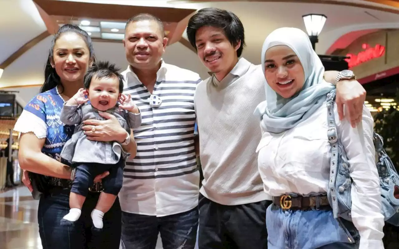 Celetukan Menohok Krisdayanti Usai Dikado Atta-Aurel Jam Tangan Mewah, Endingnya Lawak