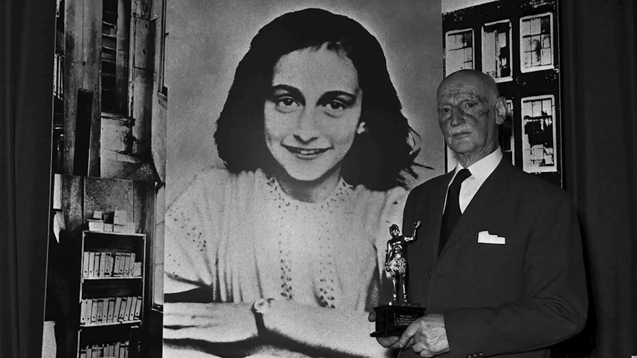 Florida school bans version of Anne Frank's Diary, citing 'nude statues'