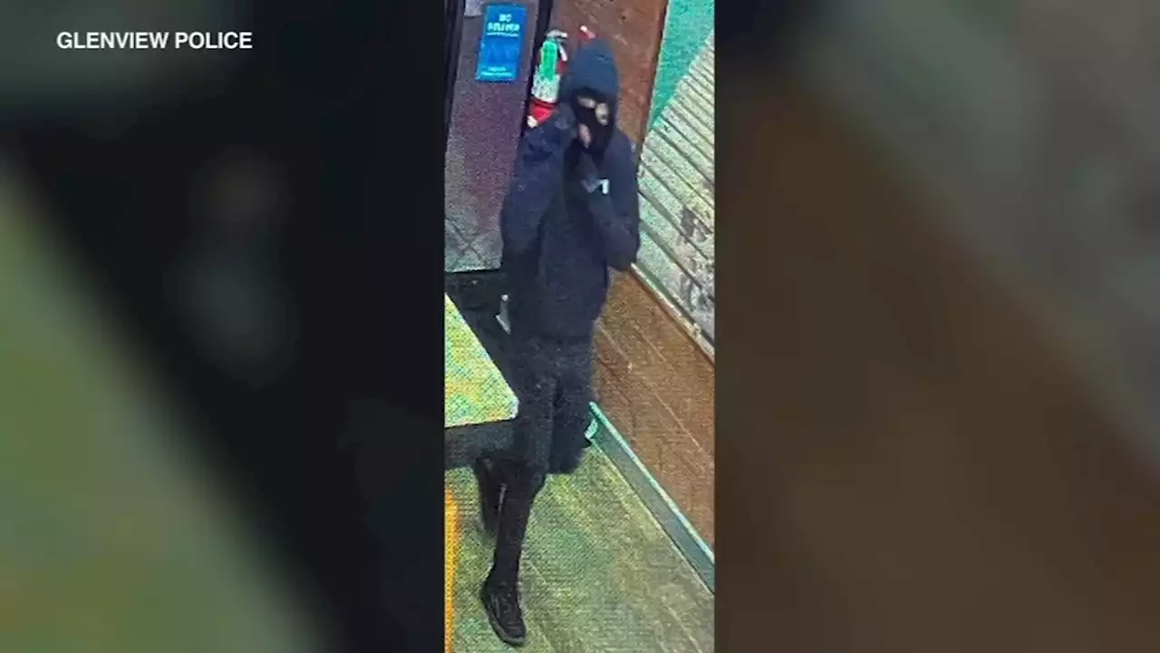 North suburban café targeted by armed robber: Glenview police