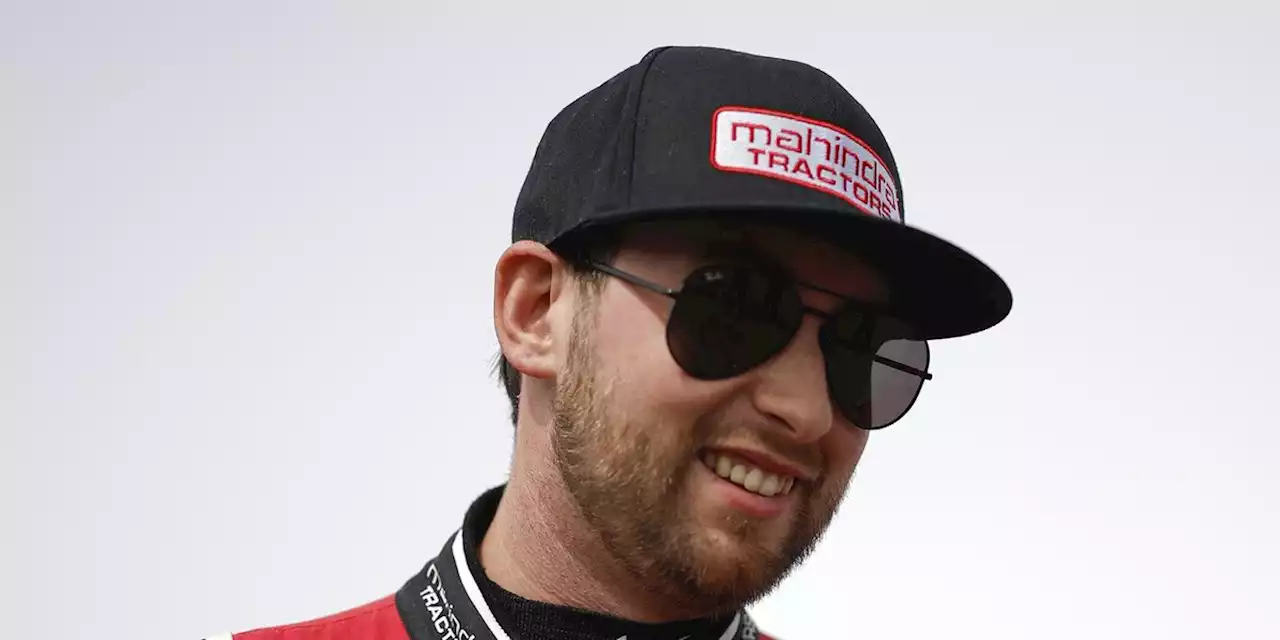 NASCAR Cup Driver Chase Briscoe Breaks Finger Moonlighting in Late Models Race