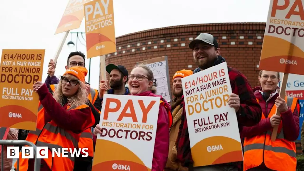 Junior doctors in Yorkshire and Lincolnshire join four-day strike