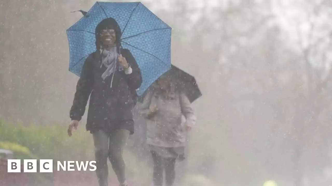 UK weather: Rain and 60mph gusts to replace Easter sunshine