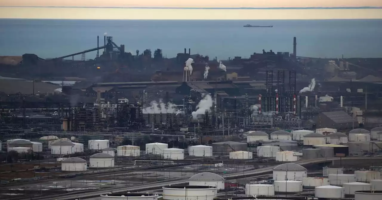 Environmental groups accuse EPA of failing to update water pollution standards for oil refineries and other industries