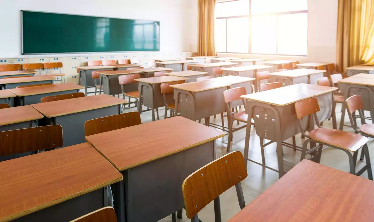 Florida teacher allowed student brawls in middle-school classroom, reports say