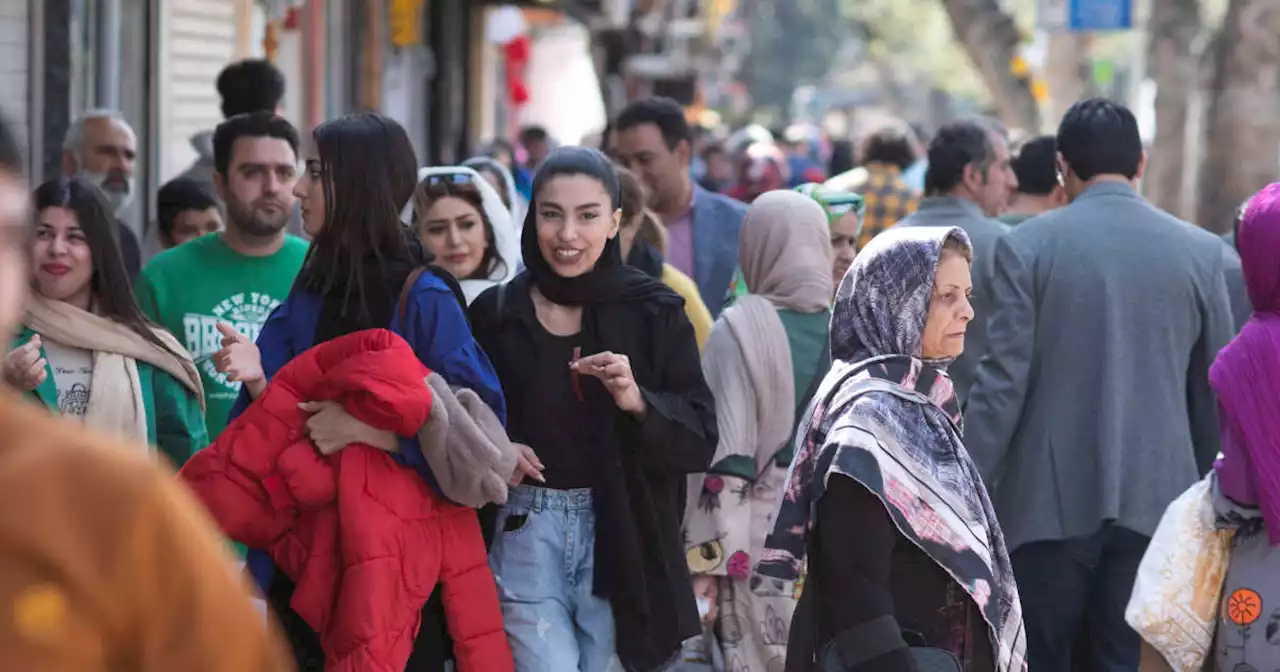 Libertés publiques. Port du voile en Iran : levée de boucliers contre les caméras de surveillance