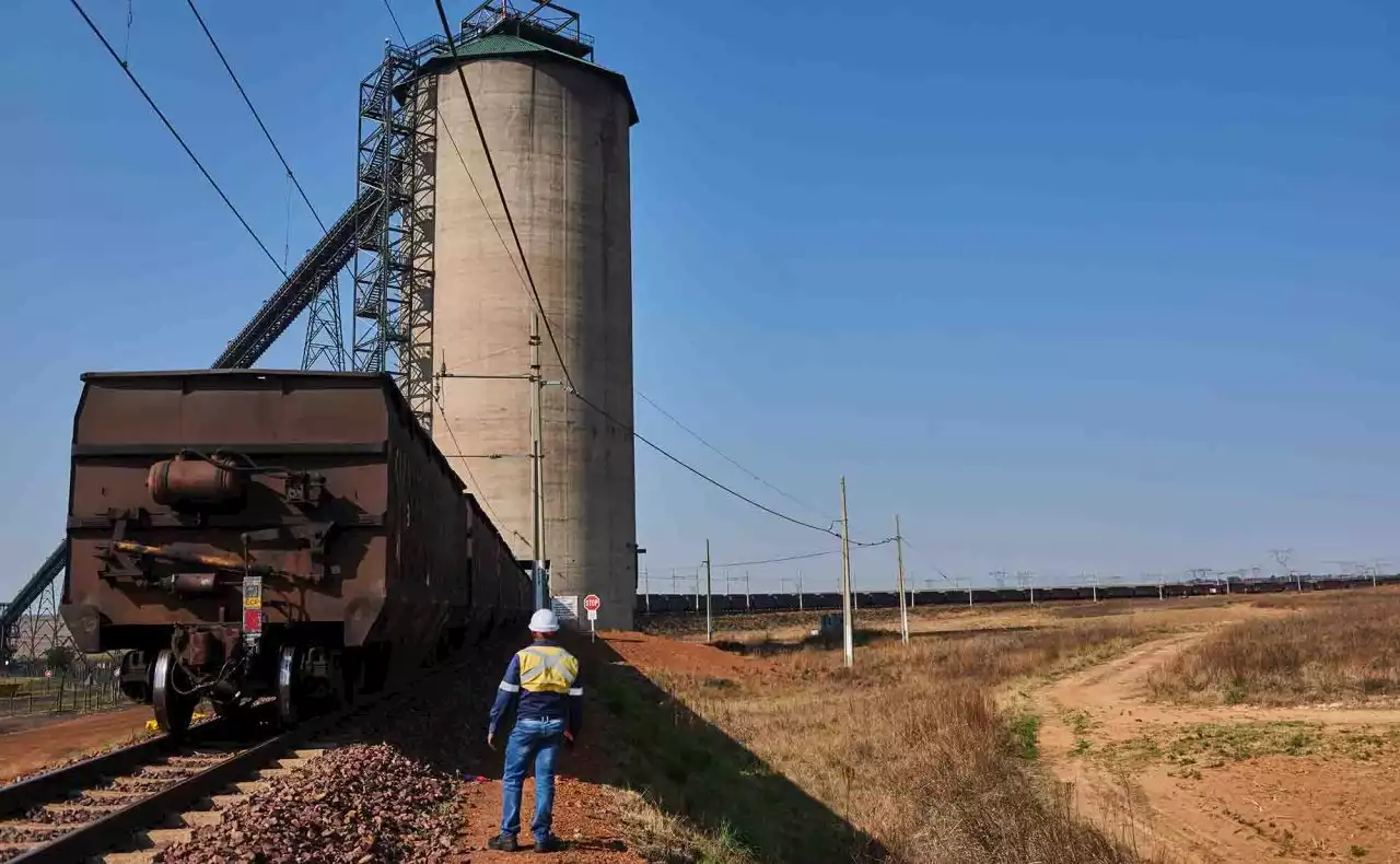 MINING RIGHTS: Mpumalanga coal carve-up threatens roll-out of renewable energy projects