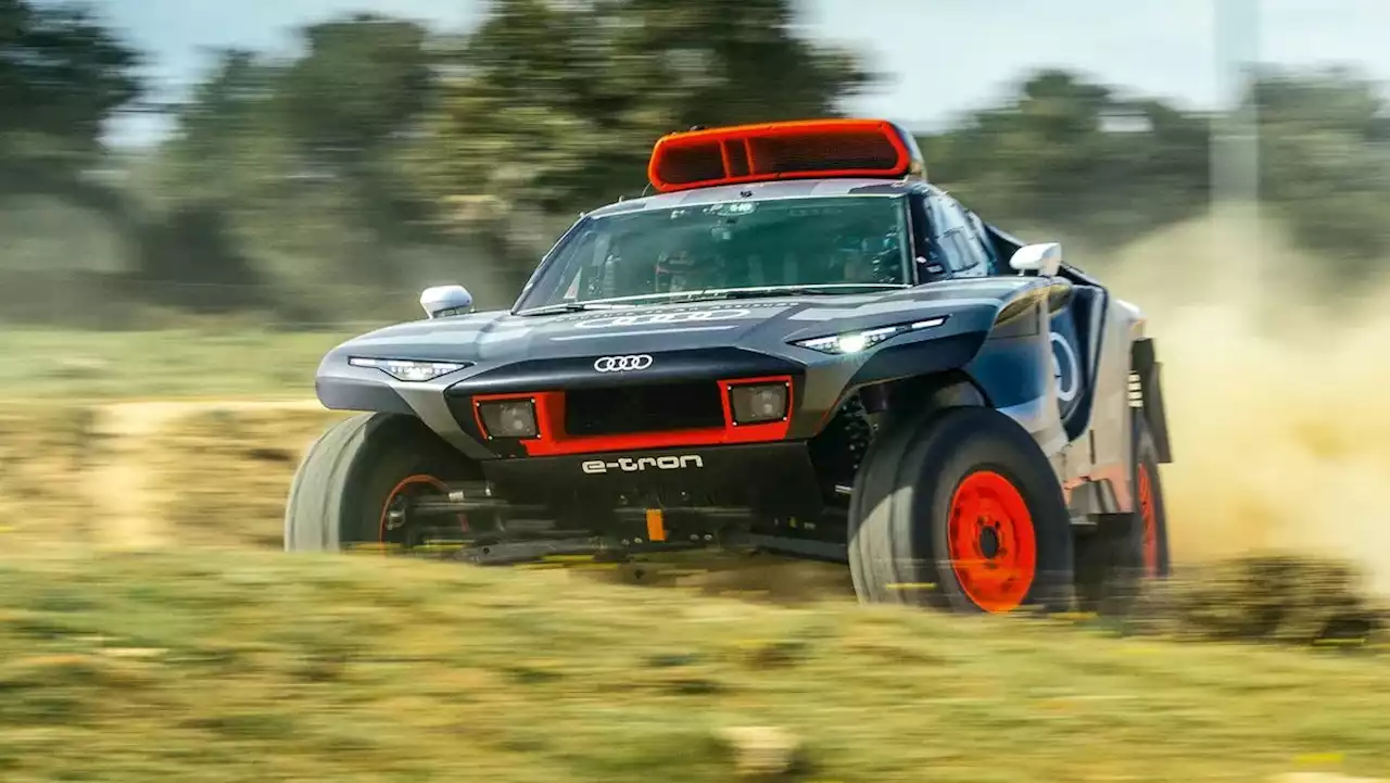 Audi RS Q e-tron – hybrid Dakar racer driven | Evo