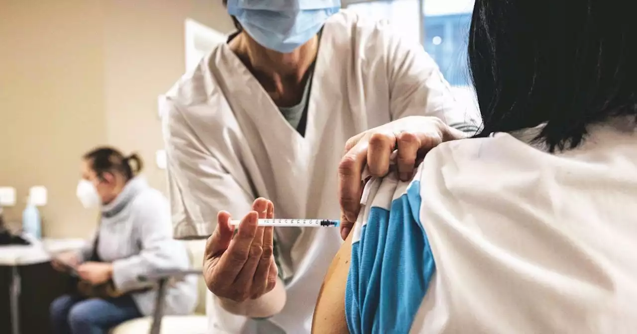 Moderna: entro il 2030 vaccini contro cancro, malattie cardiovascolari e autoimmuni. Il 'merito' dell'esperienza Covid - Il Fatto Quotidiano