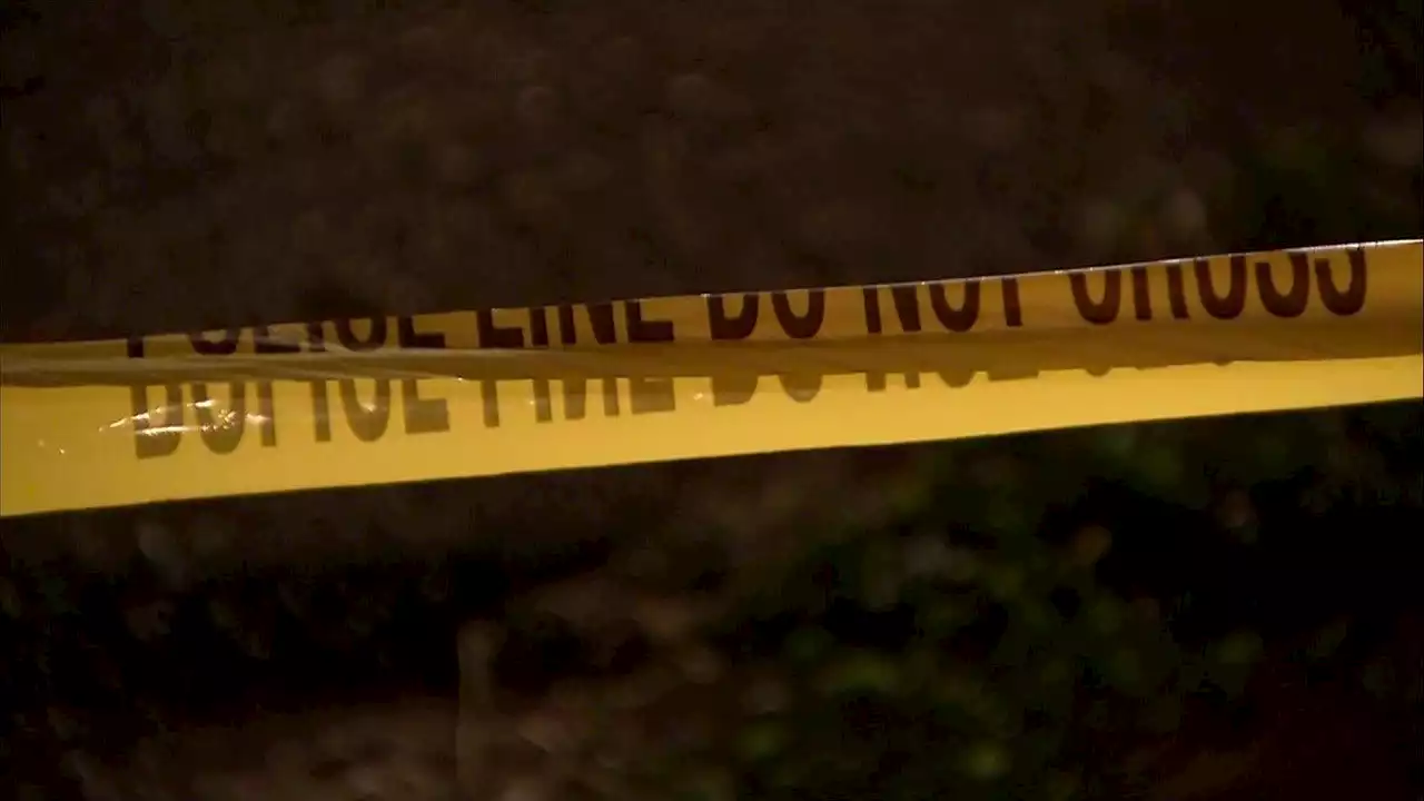 Man, 20, shot while riding bike in Princeton Park