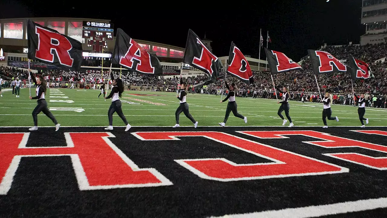 Texas Tech cheerleader identified as Masters fan who went viral during tournament