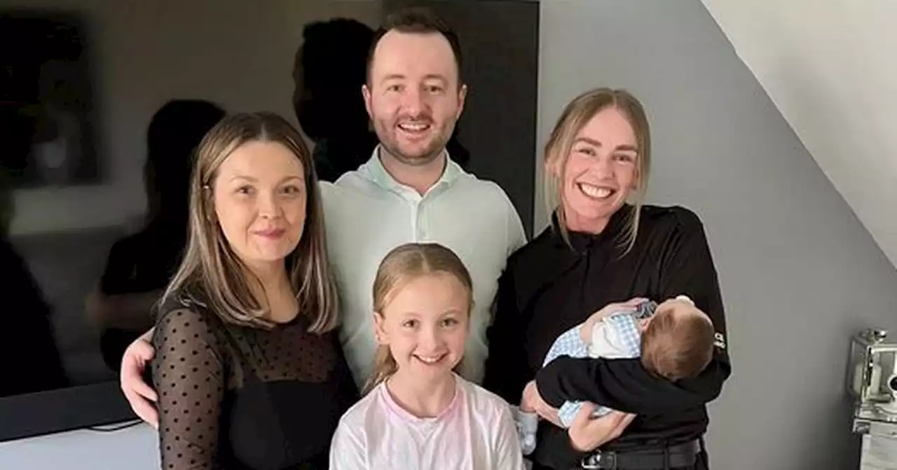 Glasgow police officer delivers baby in front of car after mum goes into labour