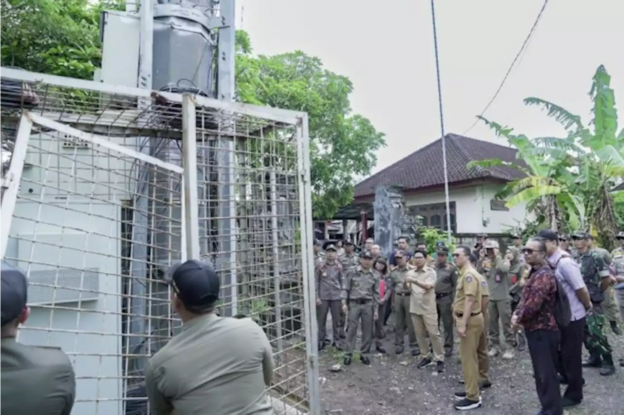 Sekda Adi Arnawa Pantau Pembongkaran 1 Tower di Jimbaran