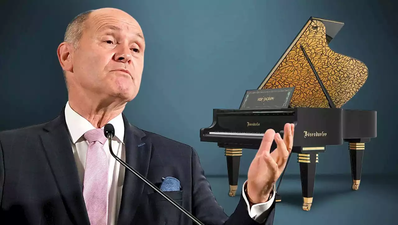 Parlament: Sobotka will goldenes Klavier kaufen